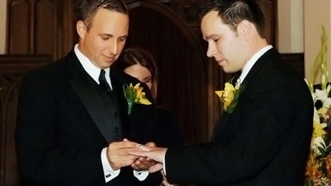 Геям могут разрешить жениться в России
