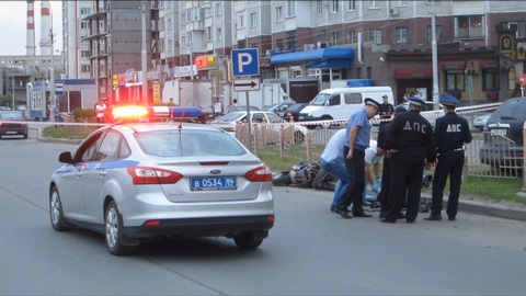 В Сургуте на проспекте Мира насмерть разбился мотоциклист