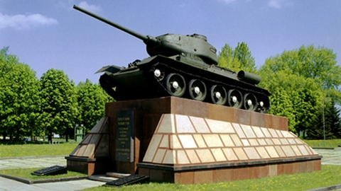 Ополченцы ДНР угнали музейные танки: если не смогут их завести, поставят на блокпостах