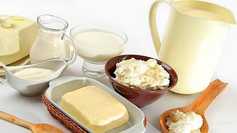 Минсельхоз не даст ввести в заблуждение россиян: продукты с растительным жиром не могут называться «молочными»