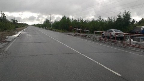 В Сургутском районе перевернулся «Камаз», водитель пострадал