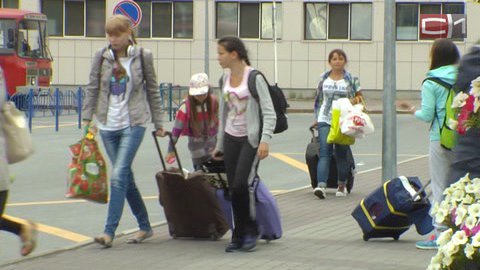 11 школьников, прилетевшие из Болгарии с кишечной инфекцией, будут проходить лечение амбулаторно
