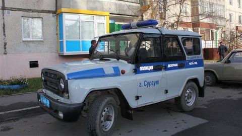 В Сургуте полицейские выясняют обстоятельства гибели 53-летнего мужчины
