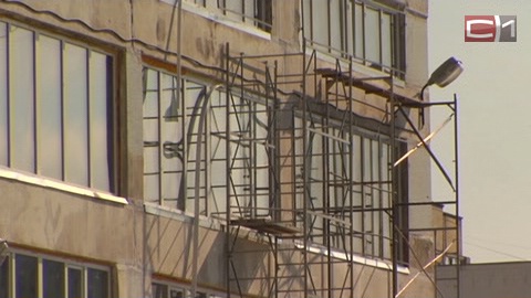 Администрация Сургута проверит все городские школы на предмет безопасности зданий