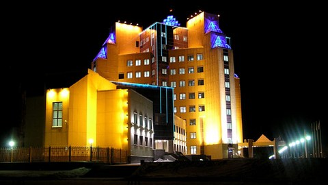 Архитектурную подсветку могут включить в обязательные требования для сургутских застройщиков