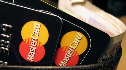Работа по новым правилам: MasterCard не собирается оставлять рынок России