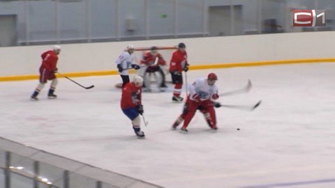 Хоккейная Ночная Лига стартовала в Сургуте. На вырученные деньги восстановят школу в Донбассе