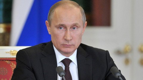 «Это как вообще понять?» Путин возмутился ценами на топливо в рознице