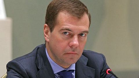 «Я уверен, что все будет нормально». Медведев призвал немножко запастись терпением  