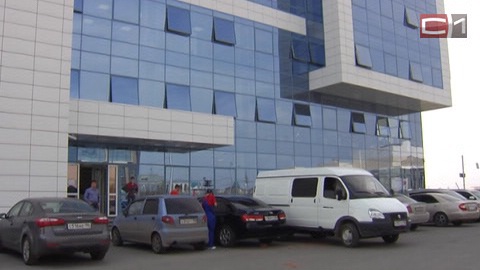 Настолько ли аварийное? Депутаты Сургута сомневаются в необходимости переезда чиновников на Гагарина