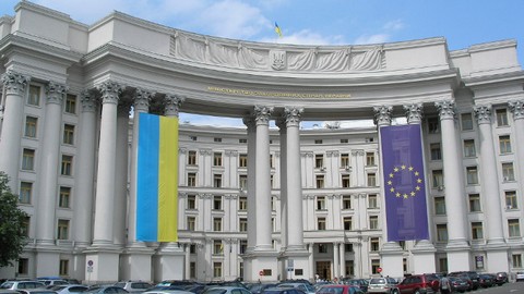 Украина отказалась от внеблокового статуса: «Решение соответствует видению партнеров по Альянсу и ЕС»