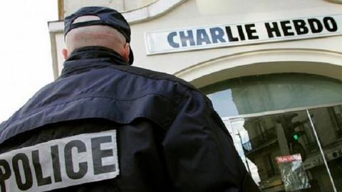 Теракт в редакции сатирического журнала в Париже: задержаны подозреваемые в убийстве 12 человек