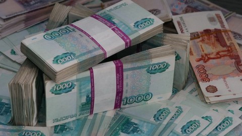 «ЮТэйр» нашел инвестора, готового выдать компании 25 млрд рублей на реструктуризацию долга