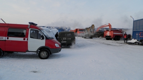 На Ямале при пожаре на нефтестанции погибли шесть человек