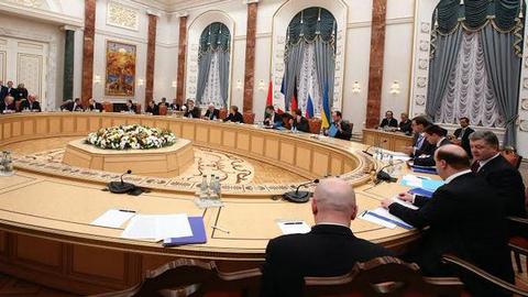 Идет двенадцатый час: Переговоры в Минске стали самыми продолжительными в карьере Путина