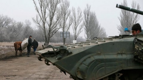 СМИ: Перемирие на Донбассе нарушено, Украина и ДНР обвиняют в этом друг друга