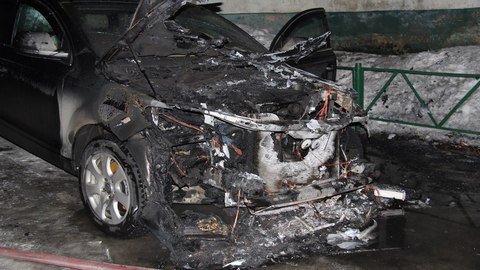 За воскресенье в Сургуте сгорели две Audi