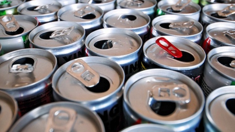 В Югре с 1 июня запретят продажу алкогольных «энергетиков»