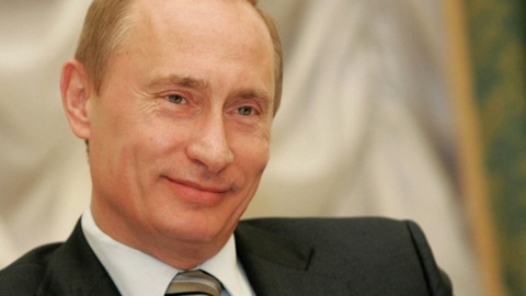 «Владимир Путин — молодец». Россияне от мала до велика восхваляют президента в песнях