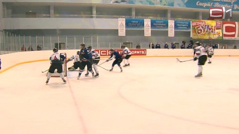 Настоящий мужской хоккей. Серия игр между командами из России и Латвии в Сургуте закончилась вничью