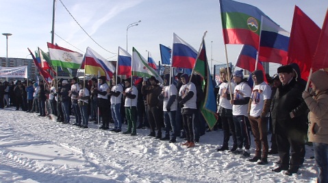 В поддержку жителей Донбасса и президента Путина. Сургут в выходные отметился несколькими митингами