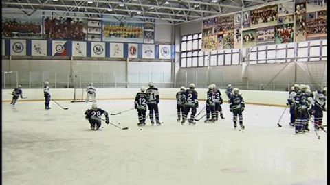 Есть ли шансы у сургутского хоккея? Появление современной ледовой арены обсуждается сегодня на уровне округа