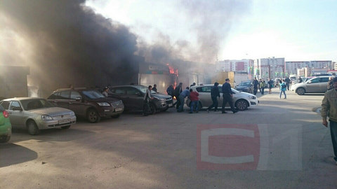 Пожар в сургутском «Связном» начался из-за короткого замыкания. Гаджеты не пострадали