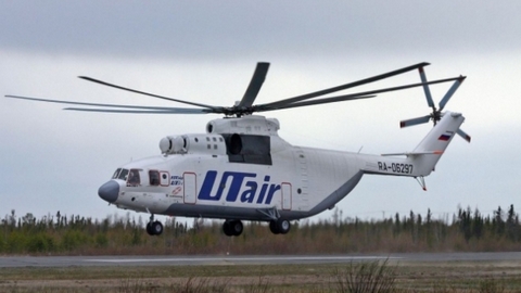 Вертолет «ЮТэйр» экстренно приземлился в Ханты-Мансийске. Протекал бак