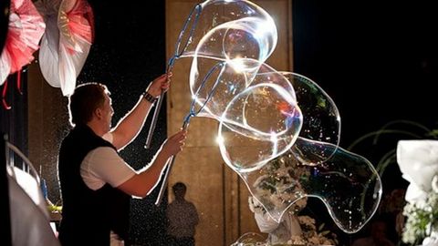 Программа на уик-энд. Где в Сургуте можно увидеть шоу мыльных пузырей?