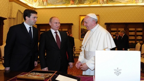 Путин на час опоздал к Папе Римскому – Кремль объяснил причины