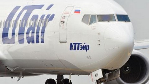 В самолете, который готовился к вылету из Сургута в Краснодар, сработал датчик дыма. Рейс задержали