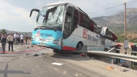 В Турции разбился автобус с туристами. Среди погибших - три россиянки
