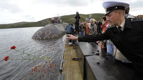 В преддверии 15-летия со дня гибели экипажа «Курска» россияне оценили действия властей по спасению моряков