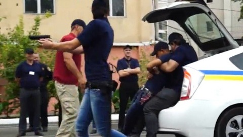 No comments. Саакашвили принял участие в полицейских учениях. Видео