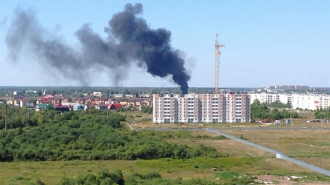В Твери прогремел взрыв на территории военного склада ГСМ. Серьезно пострадал солдат-срочник из Сургута