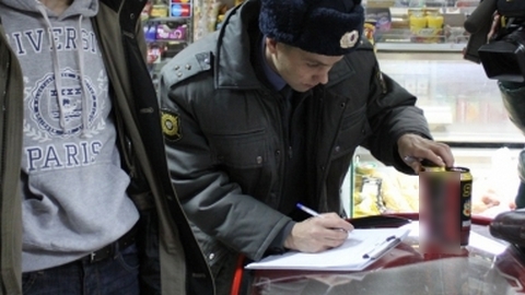 В Сургутском районе продавец дважды попался на продаже спиртного детям