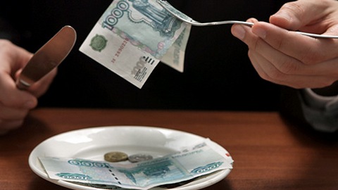 Куда уходят деньги? Больше всего россияне тратят на еду, меньше всего - на образование