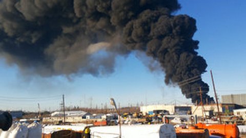 Крупный пожар на месторождении в Нефтеюганском районе. Пострадали три человека