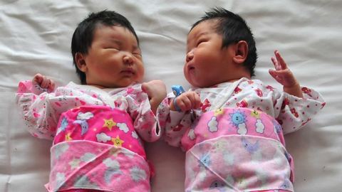 В Китае ожидается беби-бум. Правом на второго ребенка могут воспользоваться 100 миллионов семей