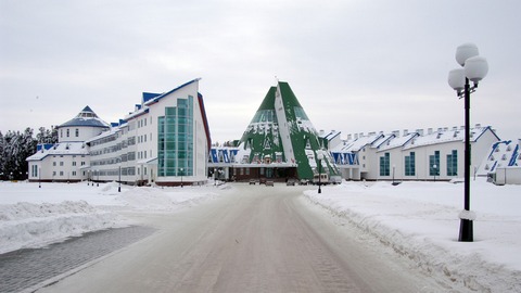 Реорганизация. Самый дорогой отель Ханты-Мансийска станет гостиницей для рабочих