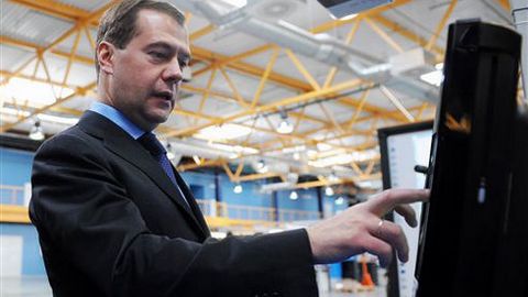 На открытие детского технопарка в Югру может приехать Дмитрий Медведев