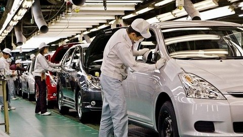 Из-за нехватки специальной стали  Toyota Motor остановила производство на всех своих предприятиях в Японии