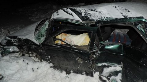 Смертельное ДТП в Сургутском районе: в столкновении Lada и Opel погибли два человека