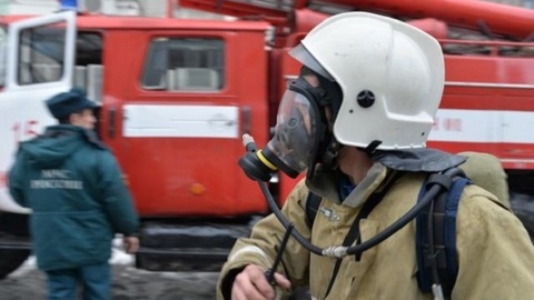 Пожар в жилом доме тушили в Сургуте на ул. Киртбая