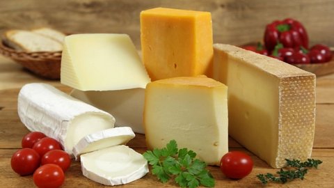 В Россию возобновятся поставки сыров и премиальной мясной продукции из Европы