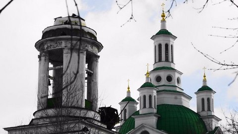 Ураган оставил Свердловскую область без электричества, а один из старейших соборов - без шпиля