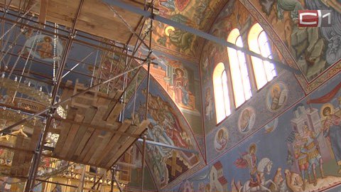 Красота на высоте 30 метров. Иконописцы приступили к росписи купола храма Георгия Победоносца в Сургуте 