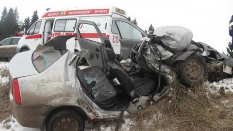 В Нефтеюганском районе после опрокидывания в кювет погиб водитель «Рено»