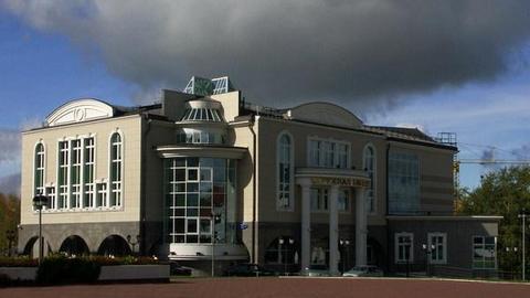 Прокуратура выявила хищение почти 4 млн рублей в Государственной библиотеке Югры. Отвечать будут бухгалтеры 
