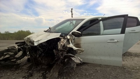 Излишняя осторожность автоледи привела к ДТП на Тюменском тракте: Kia влетела в фуру, пострадал ребенок. ФОТО